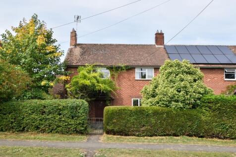 Brackley Lane, Abthorpe, NN12 3 bed semi