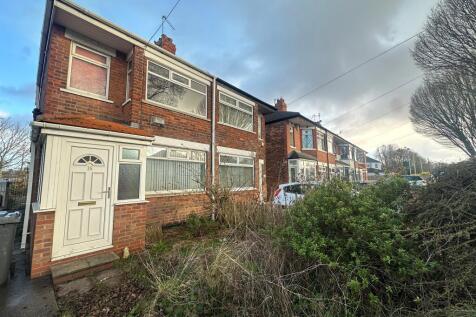 2 bedroom semi-detached house for sale