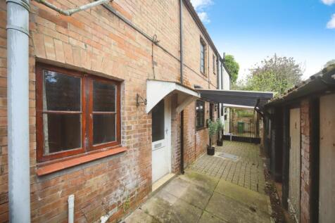 1 bedroom terraced house for sale