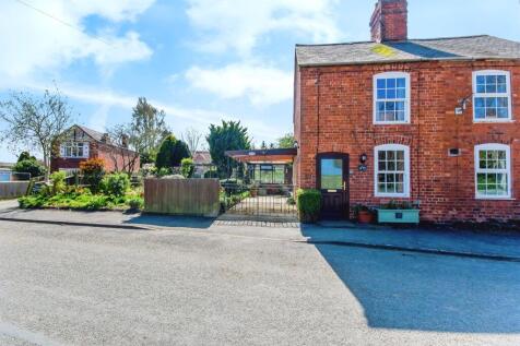 2 bedroom semi-detached house for sale