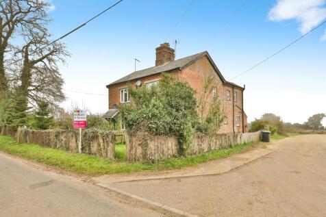 3 bedroom cottage for sale