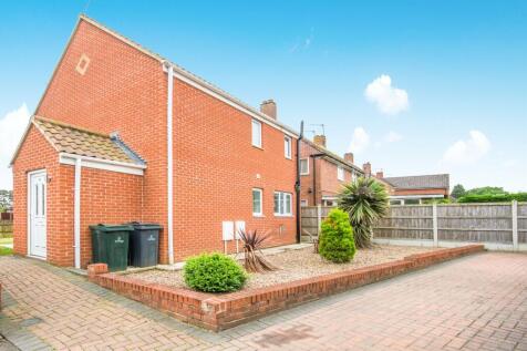 2 bedroom detached house for sale