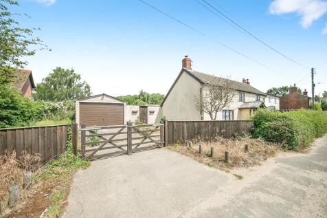 2 bedroom semi-detached house for sale
