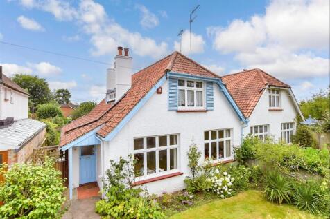 3 bedroom chalet for sale