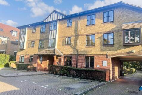 Epsom Road, Leatherhead, Surrey Studio for sale