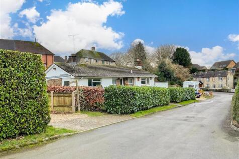 Pond Rise, West Chiltington, West Sussex 2 bed detached bungalow for sale