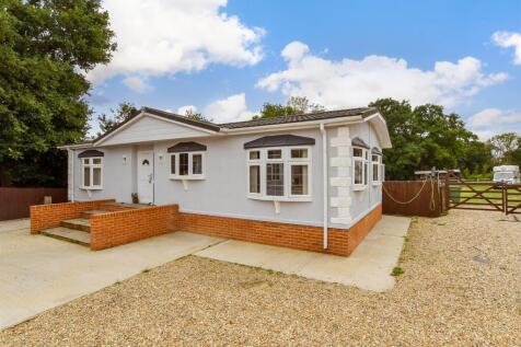 Pickhurst Lane, Pulborough, West Sussex 2 bed mobile home for sale