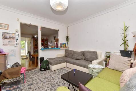 Vernon Road, Morden, Surrey 2 bed terraced house for sale