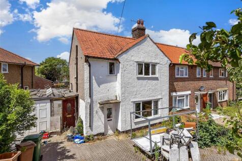 Dingwall Road, Carshalton, Surrey 3 bed end of terrace house for sale