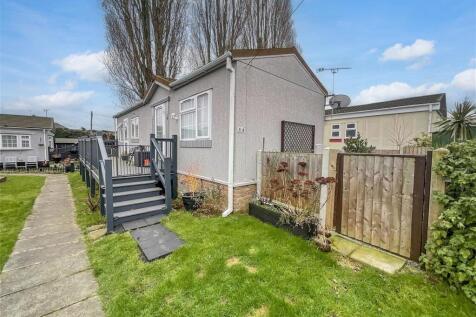 2 bedroom park home for sale