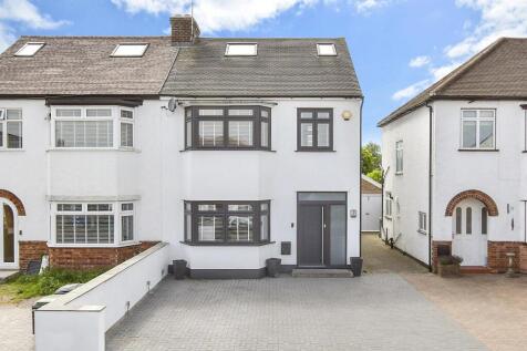 4 bedroom semi-detached house for sale