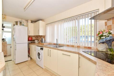 4 bedroom chalet for sale