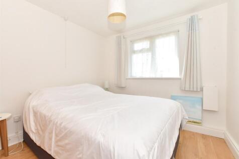 2 bedroom park home for sale