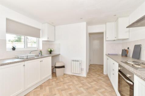 2 bedroom terraced bungalow for sale