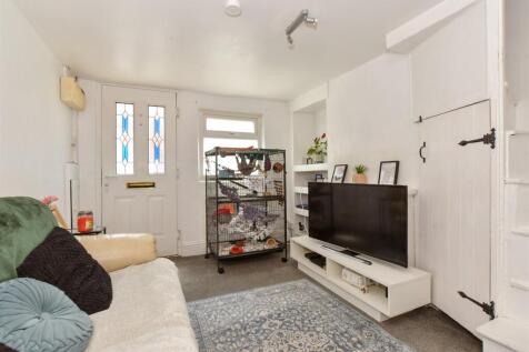 1 bedroom semi-detached house for sale