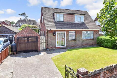 2 bedroom chalet for sale