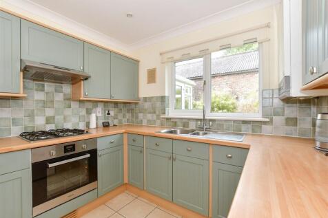 Beachfield Road, Sandown, Isle of Wight 3 bed link detached house for sale