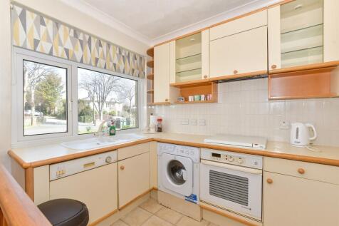 2 bedroom cottage for sale