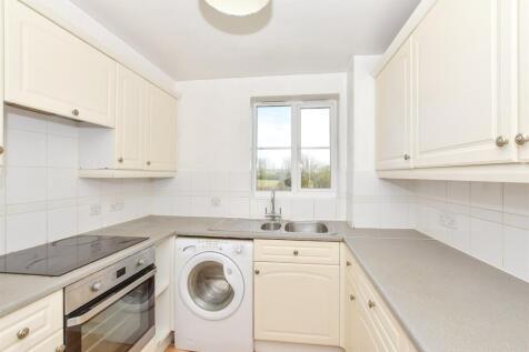 Richard Hillary Close, Ashford, Kent 2 bed apartment for sale