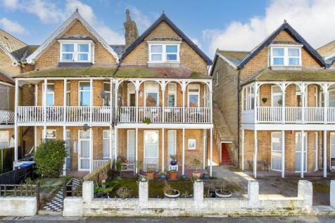 Ethelbert Road, Birchington, Kent 2 bed apartment for sale
