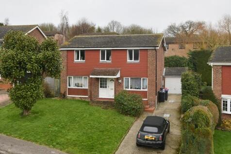 6 bedroom detached house for sale