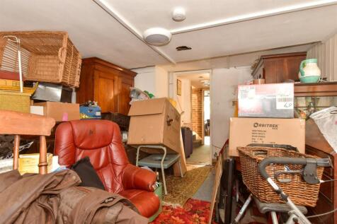 4 bedroom town house for sale