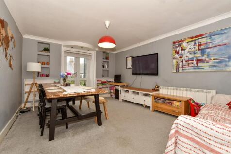 Upper Dane Road, Cliftonville... 2 bed maisonette for sale
