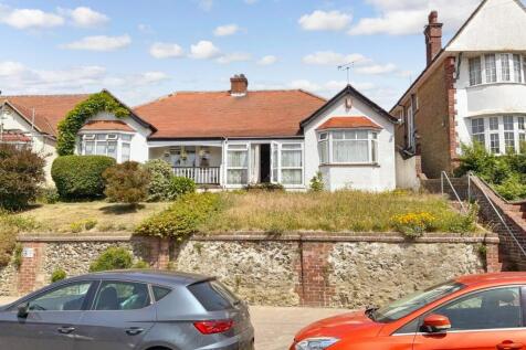 2 bedroom semi-detached bungalow for sale