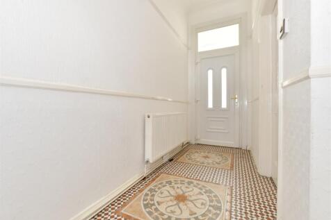 5 bedroom terraced house for sale