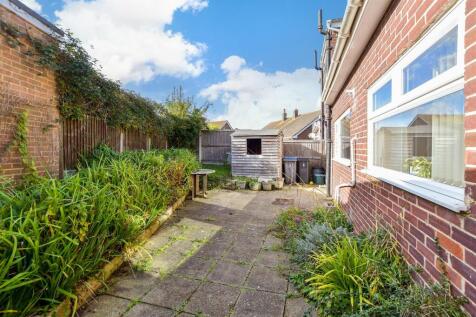 3 bedroom chalet for sale