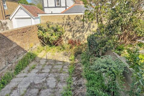 Blenheim Road, Deal, Kent 4 bed end of terrace house for sale