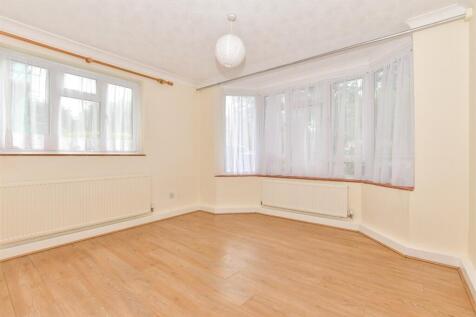 2 bedroom ground floor flat for sale