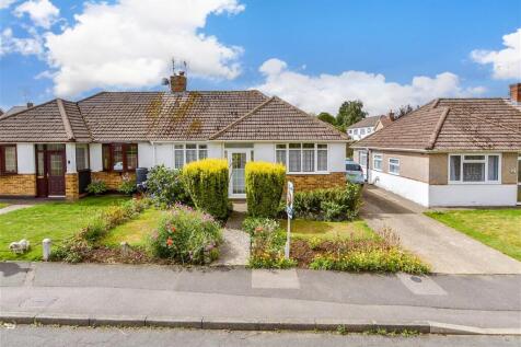 Orchard Close, Coxheath, Maidstone, Kent 2 bed semi