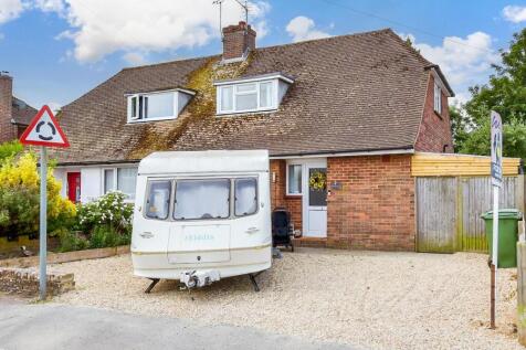 2 bedroom semi-detached house for sale