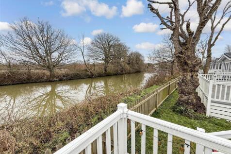 2 bedroom park home for sale