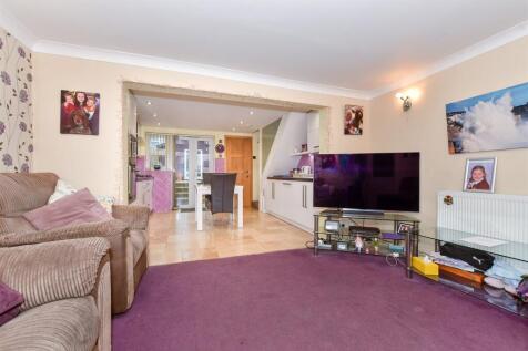 4 bedroom terraced house for sale