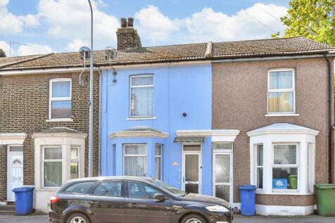 North Road, Queenborough, Sheerness... 3 bed terraced house for sale
