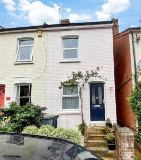 Woodside Road, Tonbridge, Kent 3 bed end of terrace house for sale