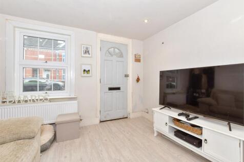 Priory Street, Tonbridge, Kent 1 bed terraced house for sale