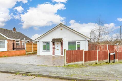 3 bedroom detached bungalow for sale