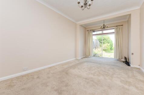 3 bedroom semi-detached bungalow for sale