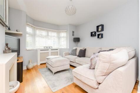 Westbrooke Crescent, Welling, Kent 3 bed link detached house for sale