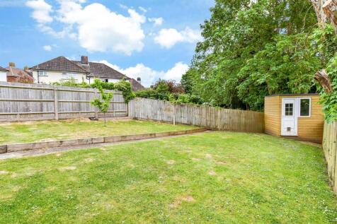 2 bedroom semi-detached bungalow for sale