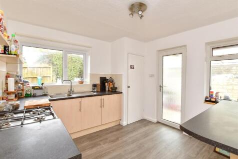4 bedroom chalet for sale