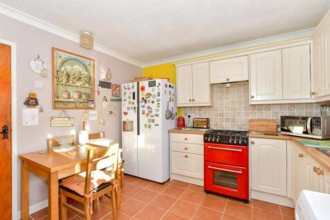 Hadleigh Road, Portsmouth, Hampshire 3 bed semi