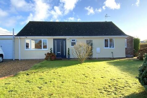 Hart Lane, Holt NR25 3 bed detached bungalow for sale