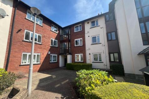 Knights Court, Salford 3 bed apartment for sale