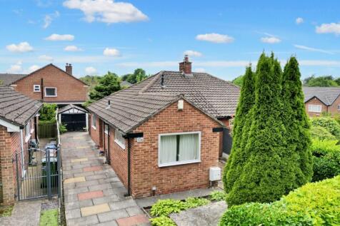 2 bedroom semi-detached bungalow for sale
