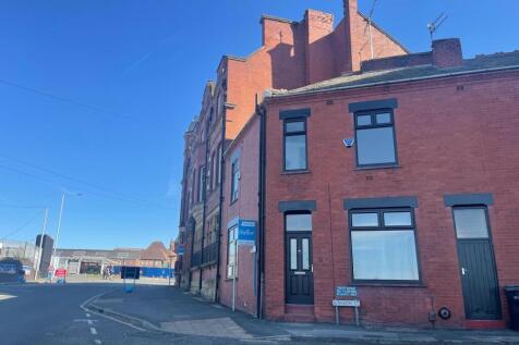 Bowden Street, Edgeley, Stockport 4 bed end of terrace house for sale