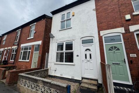 Winifred Road, Heavily 2 bed terraced house for sale